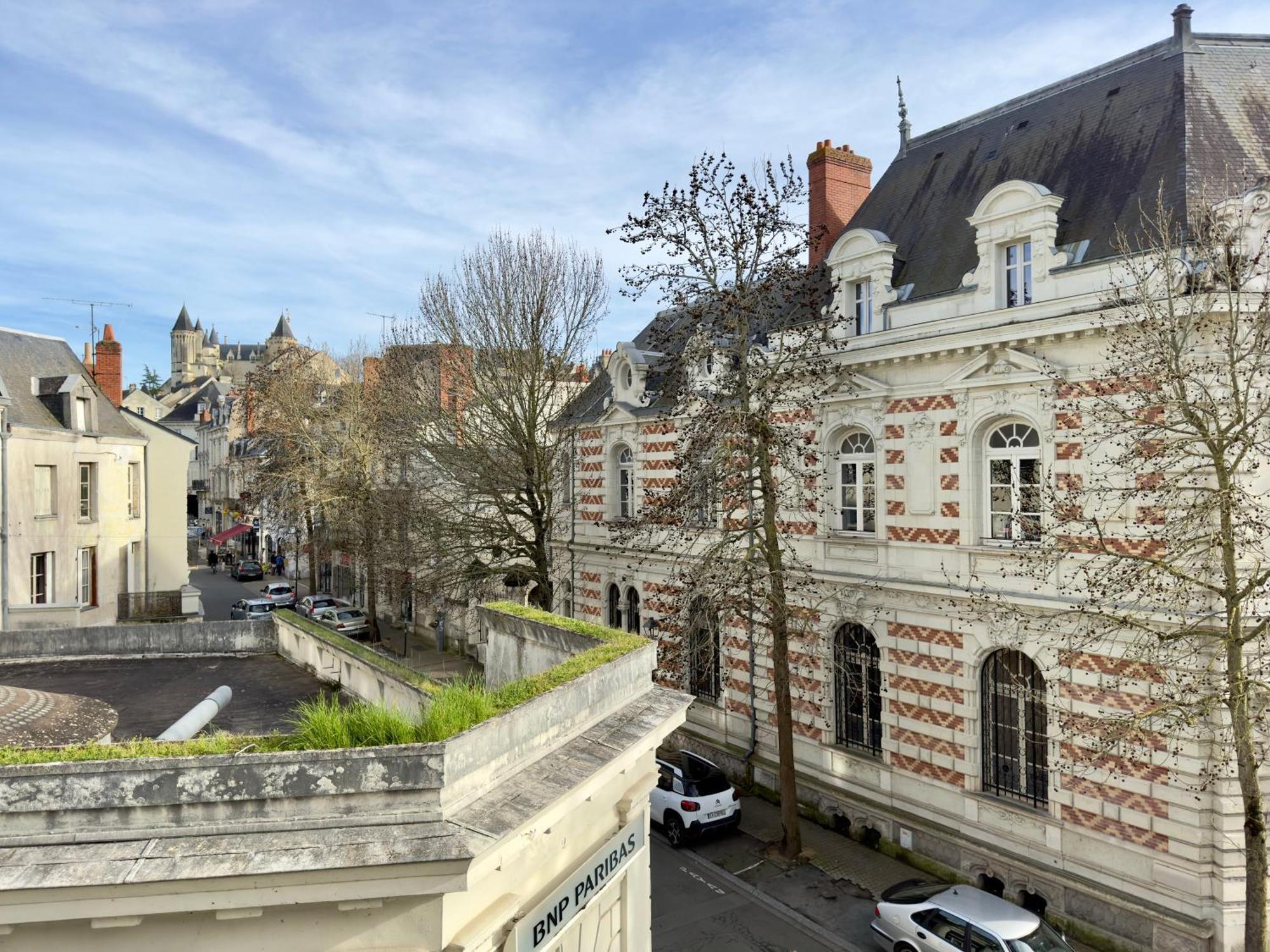 Centre Climatise Vue Chateau *